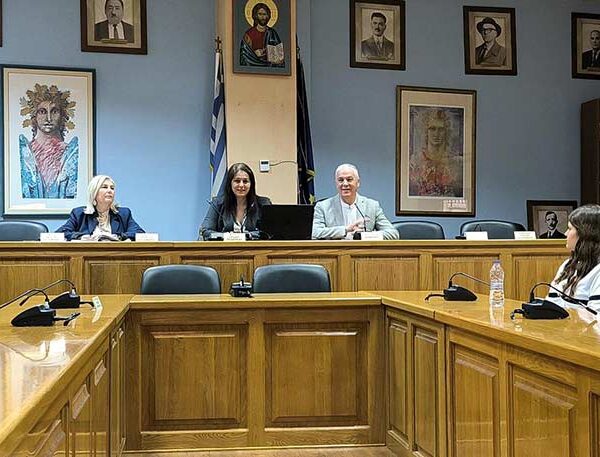 21η Τακτική Συνεδρίαση του Δημοτικού Συμβουλίου Αμυνταίου 10 Επίσκεψη της Γ τάξης Γυμνασίου Αμυνταίου στο Δημαρχείο Αμυνταίου