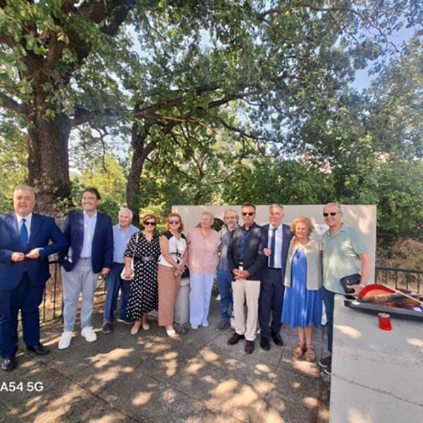 Μεγάλη επιτυχία στο Παγκόσμιο Αντάμωμα των Παμμακεδονικών Ενώσεων στη Φλώρινα 11 Μεγάλη επιτυχία στο Παγκόσμιο Αντάμωμα των Παμμακεδονικών Ενώσεων στη Φλώρινα