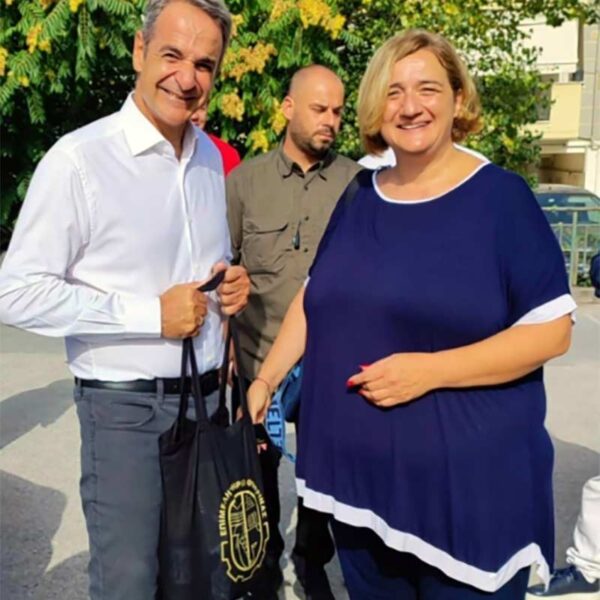 Η Πρόεδρος του Επιμελητηρίου κα. Βαλίνα Ρόζα συνόδευσε τον Πρωθυπουργό κ. Κωνσταντίνο Μητσοτάκη σε κορυφαίες επιχειρήσεις της Φλώρινας 12 Η Πρόεδρος του Επιμελητηρίου κα. Βαλίνα Ρόζα συνόδευσε τον Πρωθυπουργό κ. Κωνσταντίνο Μητσοτάκη σε κορυφαίες επιχειρήσεις της Φλώρινας