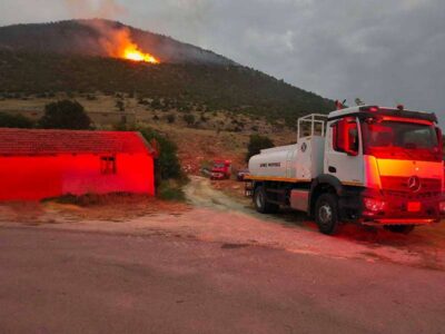 Συνδρομή του Δήμου Φλώρινας σε κατάσβεση δασικής πυρκαγιάς στην Κρυσταλλοπηγή 5 Συνδρομή του Δήμου Φλώρινας σε κατάσβεση δασικής πυρκαγιάς στην Κρυσταλλοπηγή