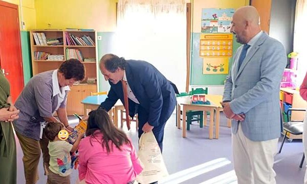 Σε σχολικές μονάδες του Δήμου Πρεσπών ο Αντιπεριφερειάρχης Π.Ε. Φλώρινας Αθανάσιος Τάσκας 13 Σε σχολικές μονάδες του Δήμου Πρεσπών ο Αντιπεριφερειάρχης Π.Ε. Φλώρινας Αθανάσιος Τάσκας